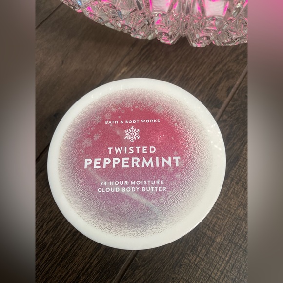 Bath & Body Works Twisted Peppermint Cloud Body Butter - Picture 8 of 8